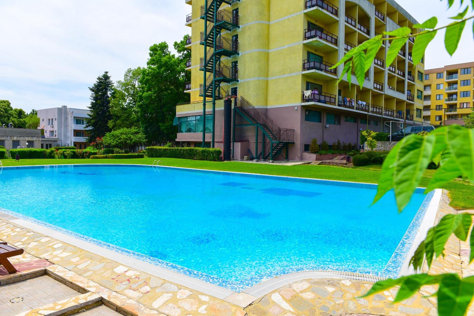 Charming Sunny Apartment+Swimming Pool Saints Constantine and Helena Exterior foto